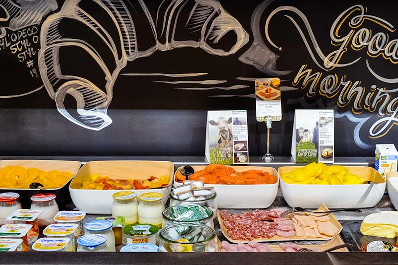 Petit- déjeuner La brasserie - Hotel Mercure Lyon Est à Chaponnay Petit- déjeuner La brasserie - Hotel Mercure Lyon Est à Chaponnay La brasserie - Hotel Mercure Lyon Est à Chaponnay